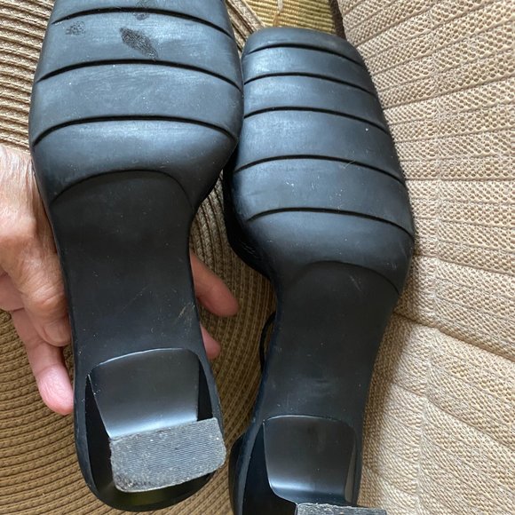 Westies Black Eugenerr Ankle Strap Flare heeled pumps~7 1/2 M - Picture 6 of 14